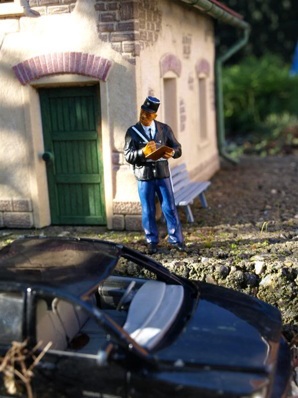 YAF (Yet Another Figure) - Part 1 - Another gendarme... - Page 2 BB_Gendarme_9b