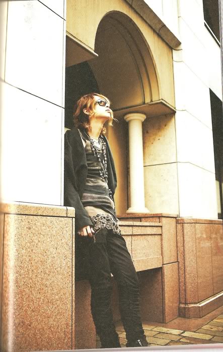 [Karyu] Photoshoot ROCK AND READ 38 02