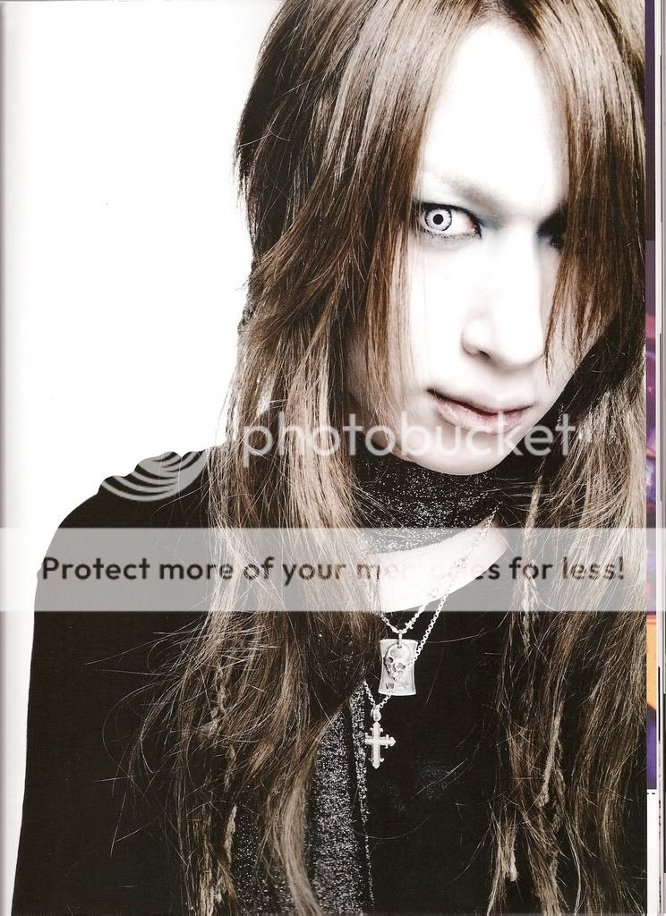 Karyu [guitar] Jrock0002mq2