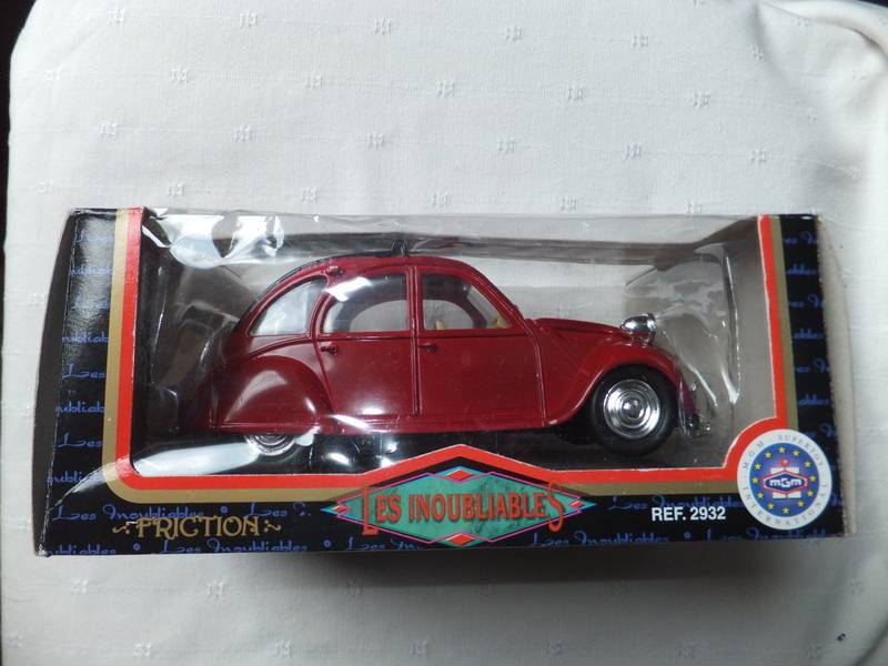 nouveaux dans la collection - Page 13 MGMLesInoubliables-2cv_1_zps107c415d