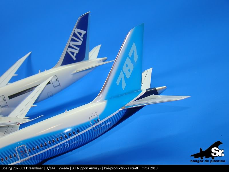 BOEING 787-881 DREAMLINER | ANA | ZVEZDA | 1/144 Sr01199_787_zvezda_ana_pre-pro_13fev12_10