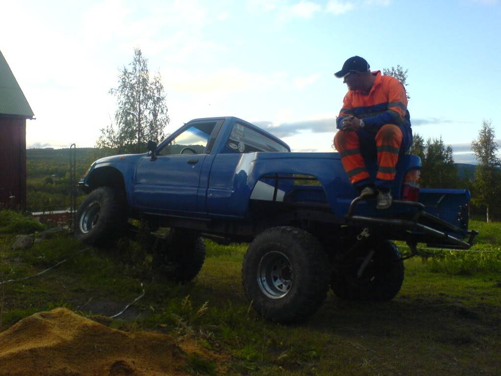 Hilux "Tacoma" 85 mod. DSC01091