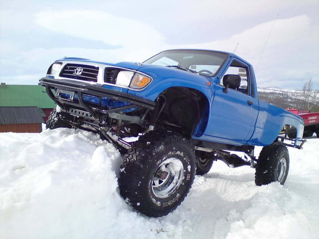 Hilux "Tacoma" 85 mod. - Page 2 DSC00037