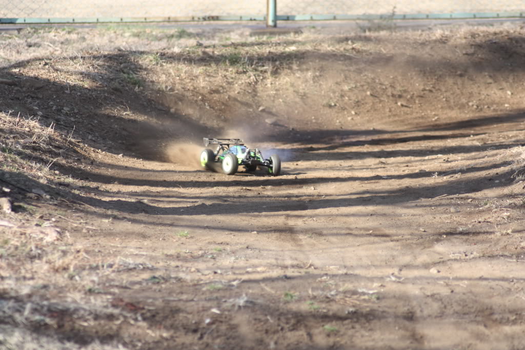 Breaking in Lowdog's Losi IMG_1291