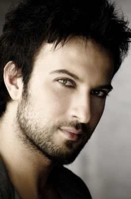    - Page 3 Handsome3_tarkan