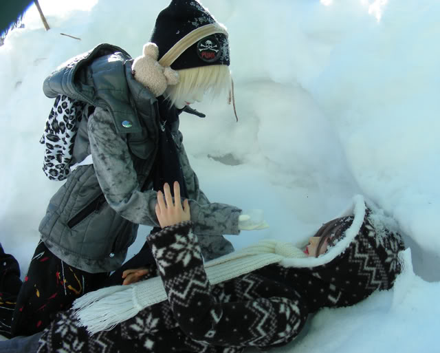 Jeux dans la neige (Souldoll Lee Jun Ki et Ize) Souldollx221