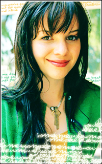 Amber Tamblyn avatars 200x320 pixels Avaamber