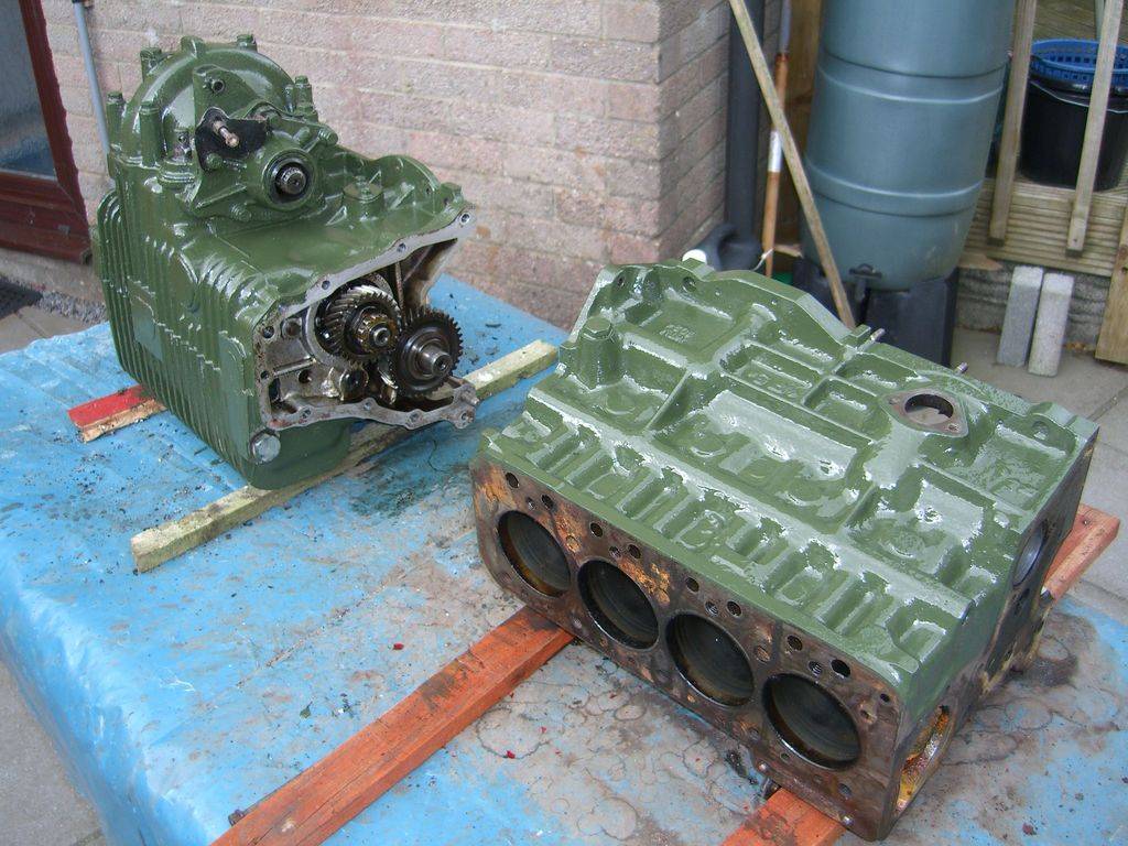 "Mutant" project - 69 Mk3 Riley Elf - Page 4 1275%20engine%20rebuild2