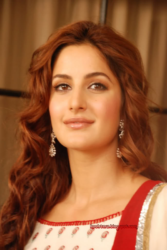 تقرير عن الممثلة البوليوودية ***كاترينا كيف *** Katrina_Kaif_Koolstarzblogspotcom4