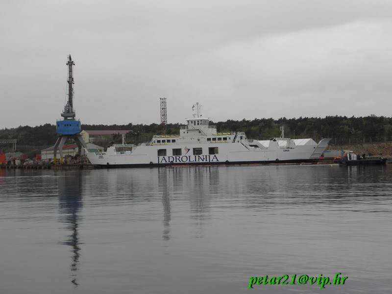 m/t Supetar, m/t Sveti Krsevan, m/t Cres P4234383