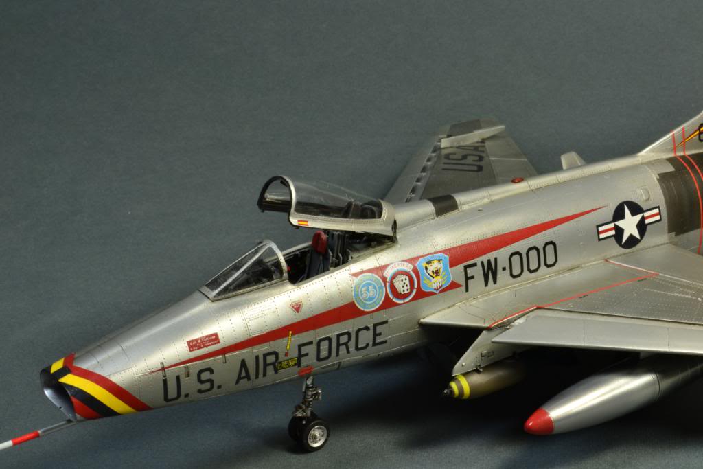 F-100D Super Sabre, 1/48 Trumpeter med Aires godis DSC_2653