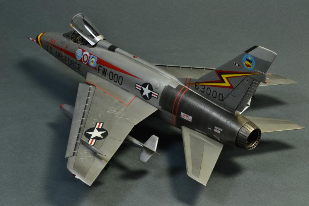 F-100D Super Sabre, 1/48 Trumpeter med Aires godis DSC_2663