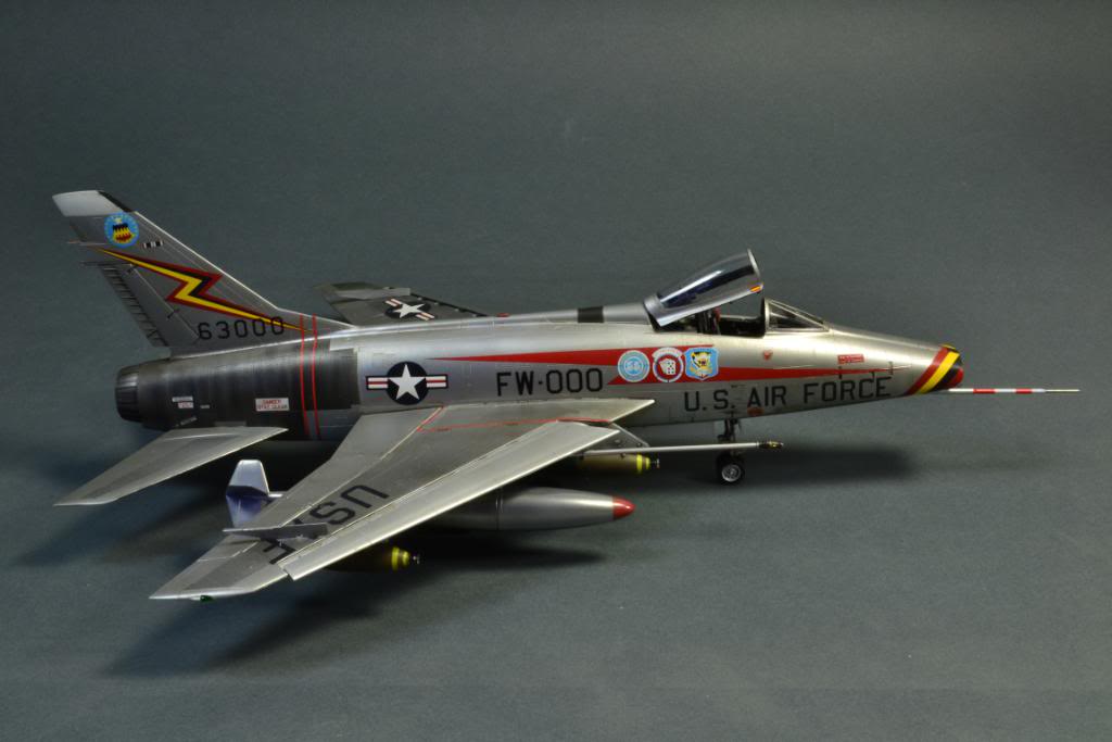 F-100D Super Sabre, 1/48 Trumpeter med Aires godis DSC_2672