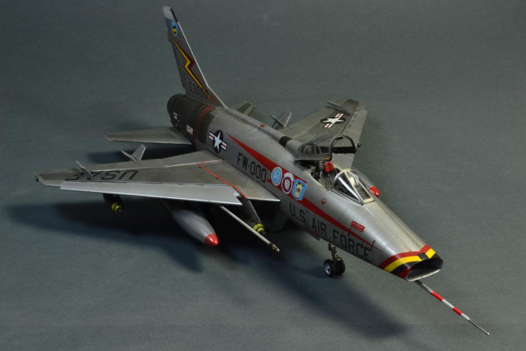 F-100D Super Sabre, 1/48 Trumpeter med Aires godis DSC_2677