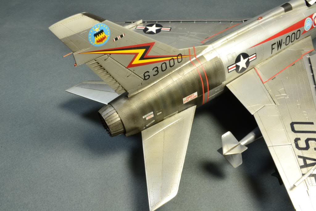 F-100D Super Sabre, 1/48 Trumpeter med Aires godis DSC_2693