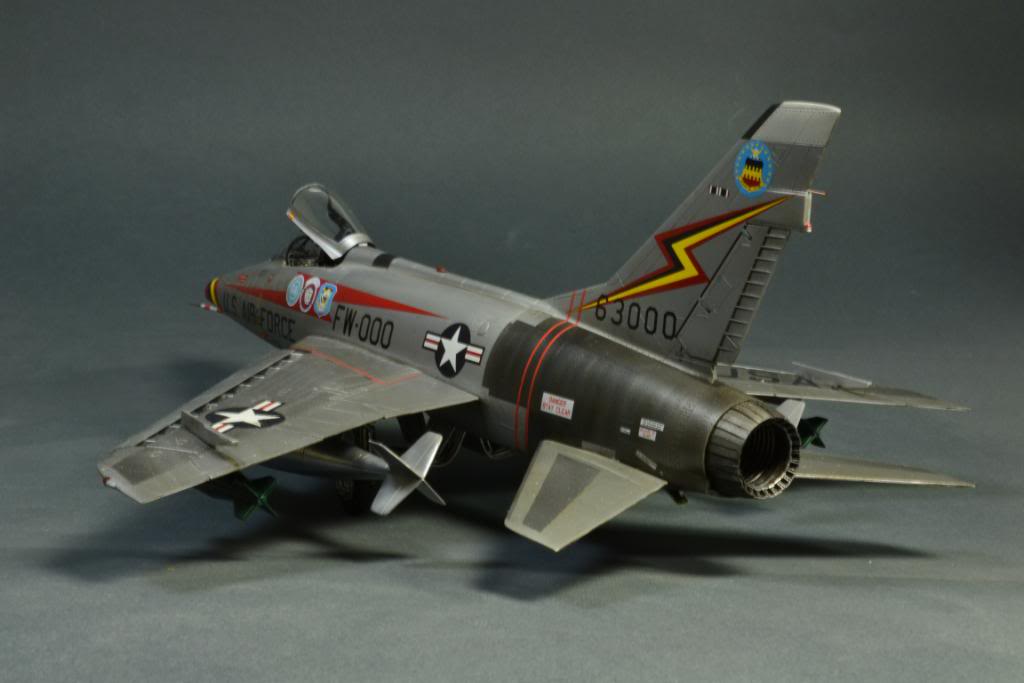 F-100D Super Sabre, 1/48 Trumpeter med Aires godis DSC_2703