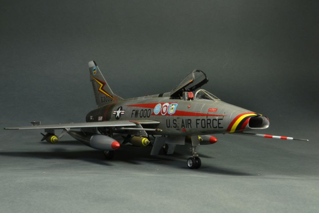 F-100D Super Sabre, 1/48 Trumpeter med Aires godis DSC_2721