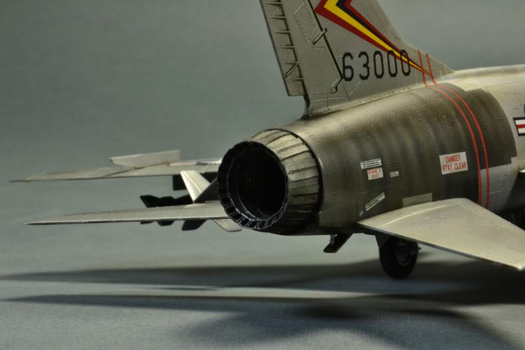 F-100D Super Sabre, 1/48 Trumpeter med Aires godis DSC_2725