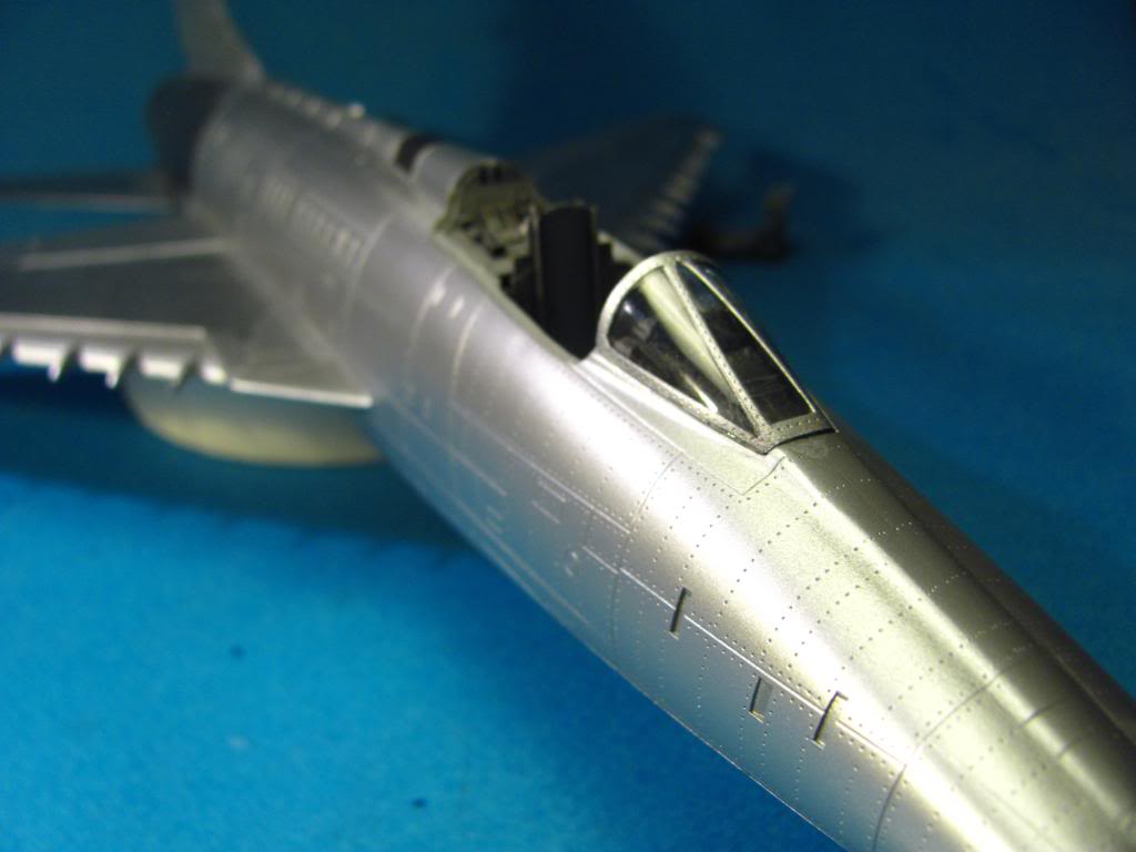 F-100D Super Sabre, 1/48 Trumpeter - Sida 8 IMG_3674