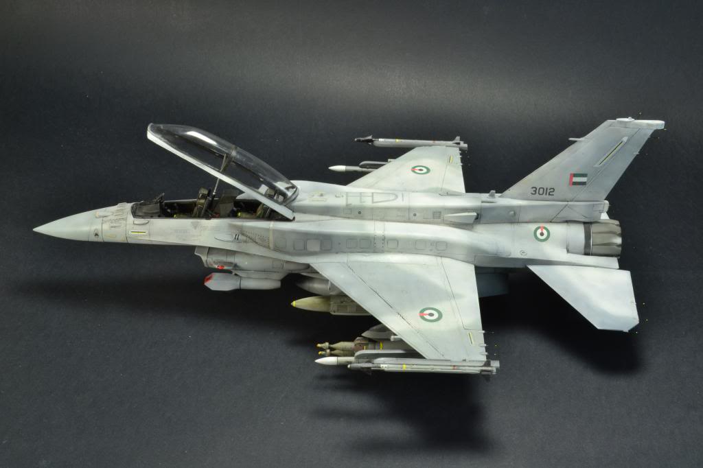 F-16F Desert Falcon, 1/48 Kinetic DSC_5443_zpsadc26b9e