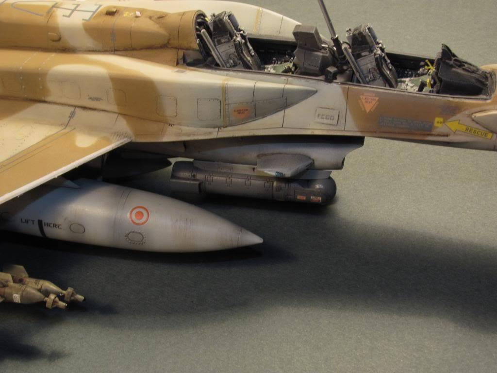 HAsegawa + IsraCast F-16I Sufa i 1/48 IMG_0325