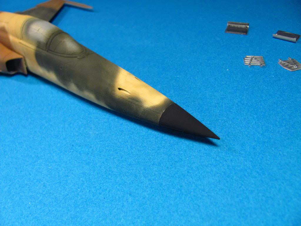 IRIAF F-5E , AFV Club 1/48 - Sida 6 IMG_2104