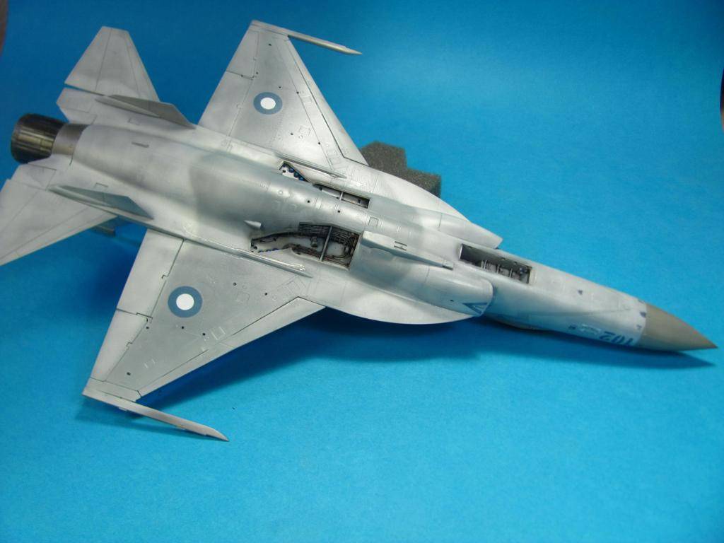 JF-17 Thunder, Trumpeter 1/48 - Sida 2 IMG_5049