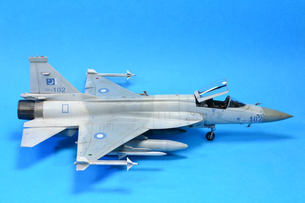 JF-17 Thunder, Trumpeter 1/48 DSC_1263