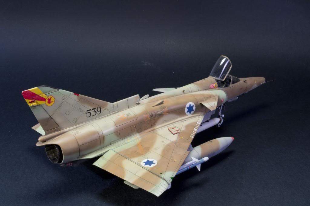 Kfir showdown, AMK mot Kinetic i 1/48 DSC_7920_zps51b2fa74