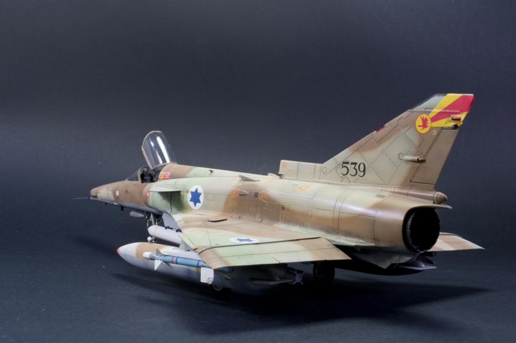 Kfir showdown, AMK mot Kinetic i 1/48 DSC_7943_zps519a179d