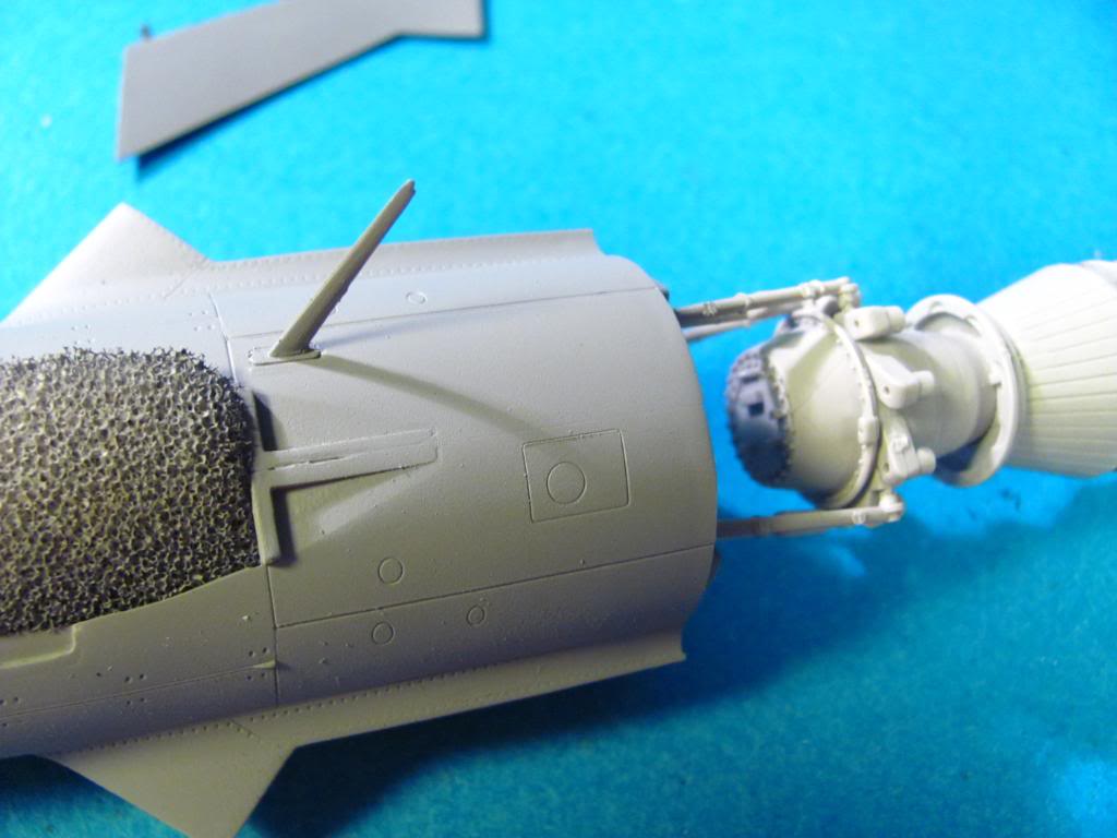 MiG-17PF Fresco, 1/48 Hobby Boss - Sida 2 IMG_3152