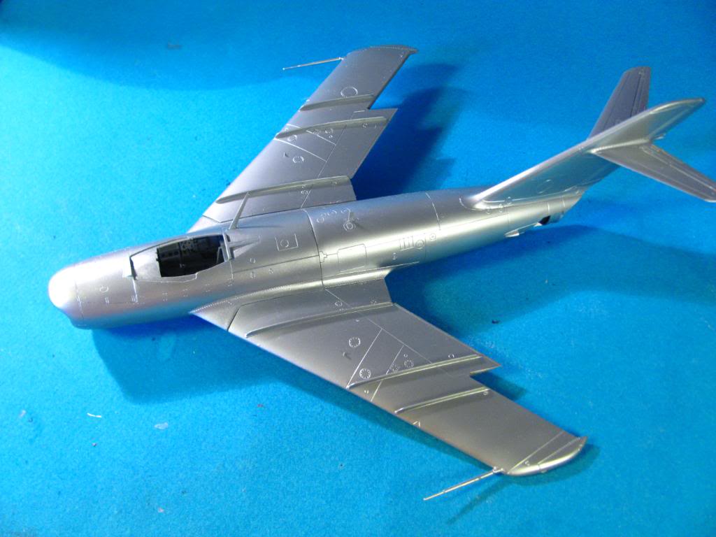 MiG-17PF Fresco, 1/48 Hobby Boss - Sida 2 IMG_3165