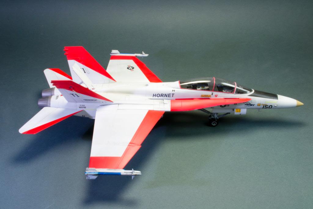 TF-18A Prototyp Hornet, 1/48 Italeri DSC_9735