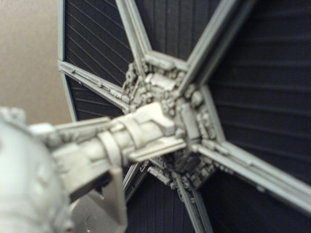 TIE Fighter ...Färdig!!!! DSC01543