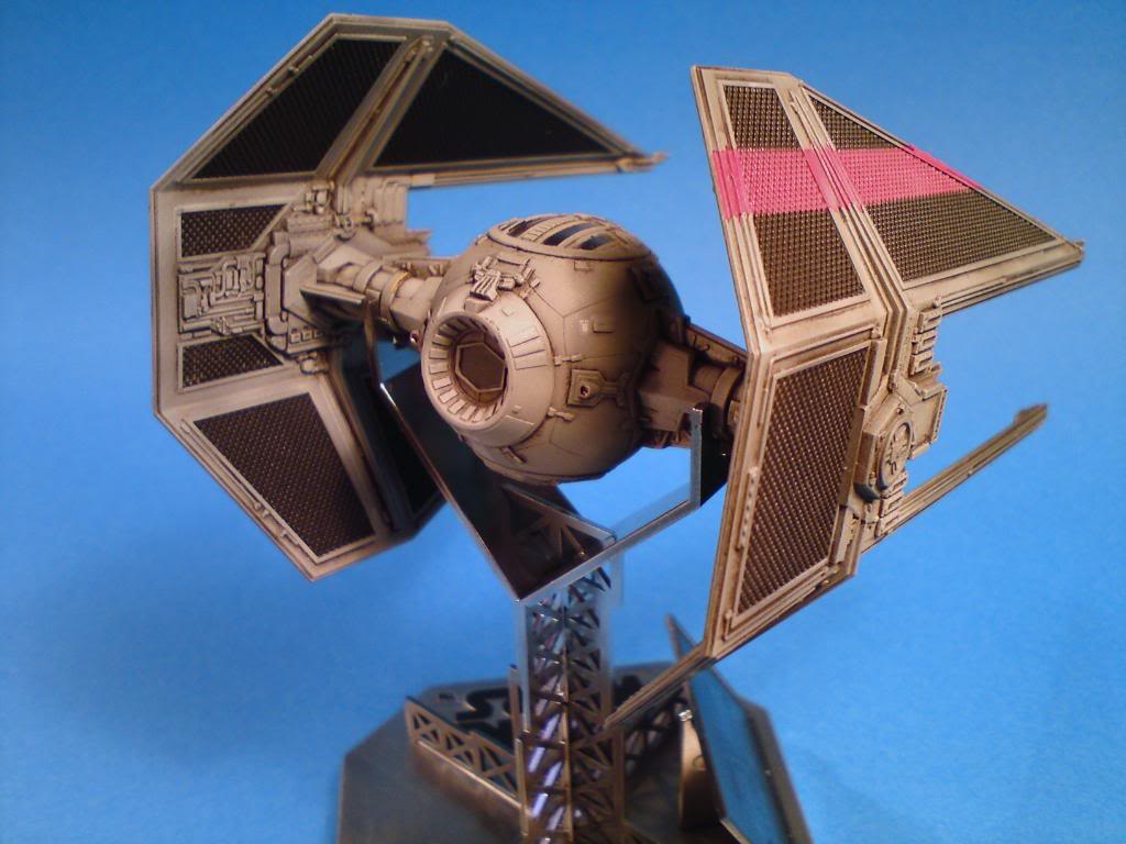 Sienar Fleet Systems TIE Interceptor, Fine Mold 1/72 DSC01481