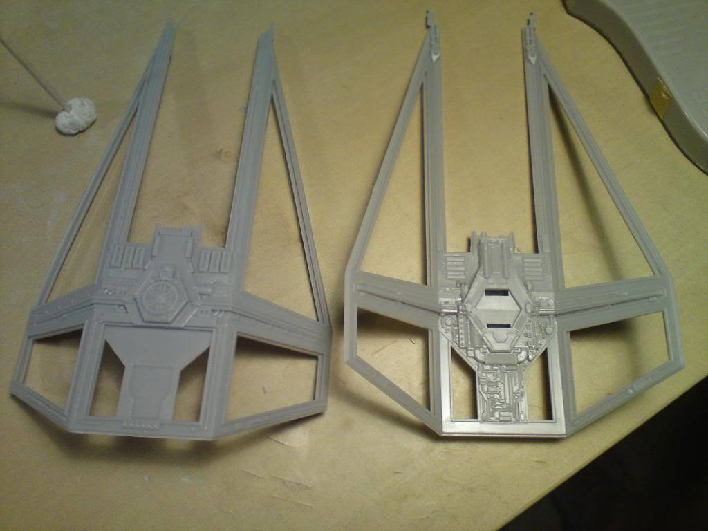 Siennar Fleet Systems TIE Interceptor, Fine Molds 1/72 DSC01389