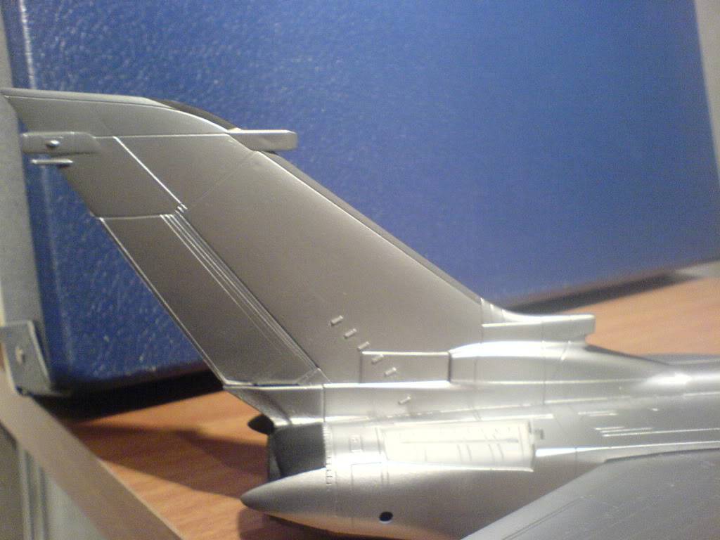 Tornado ECR 1/48 från Italeri (fast det står IDS på lådan) - Sida 4 DSC02060