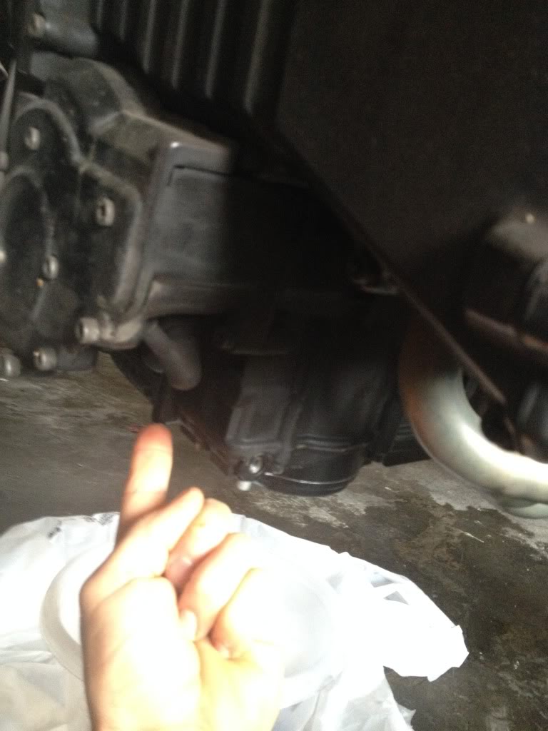 92 K75 cafe oil leak (pics) Null_zps9cedcd7b