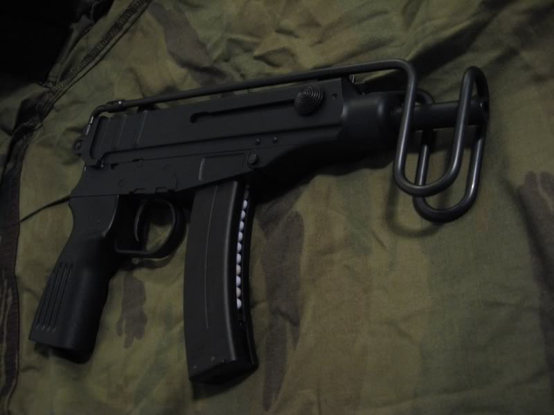 Katsaus: Maruzen Vz.61 Skorpion Skorpion