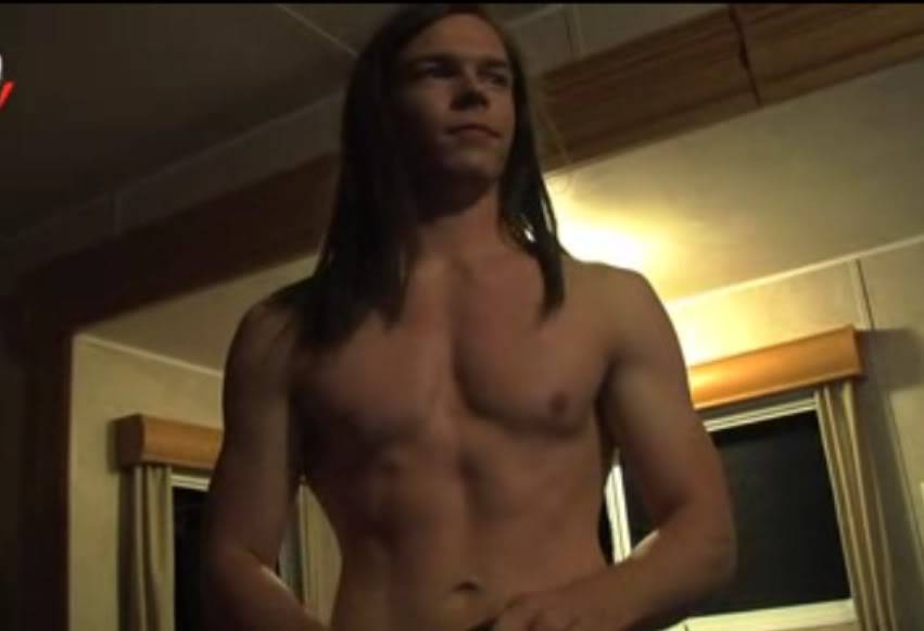 Georg pictures! You heard me! THTV1seahorsesnightmaresgeorg1