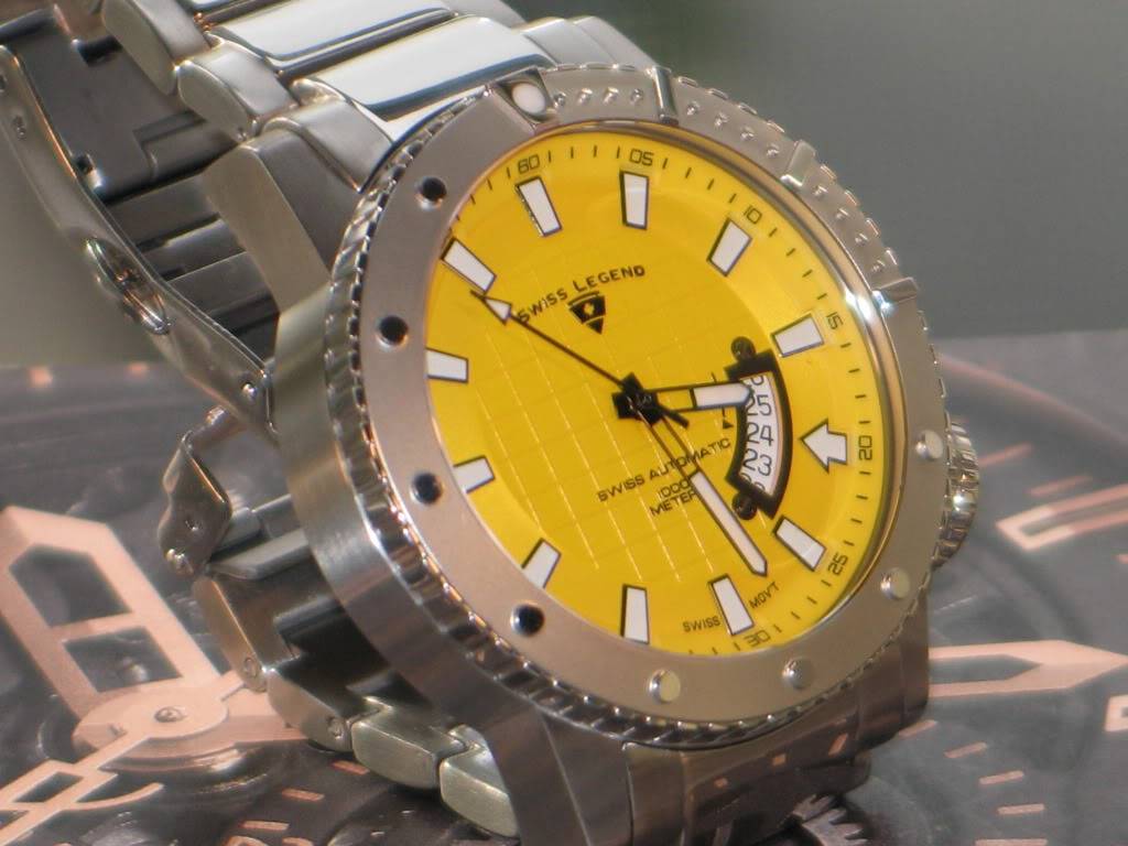 Watch-U-Wearing 4/7/11 V49017-SwissLegend1000MAdmiralDiverWatchwithWinder5