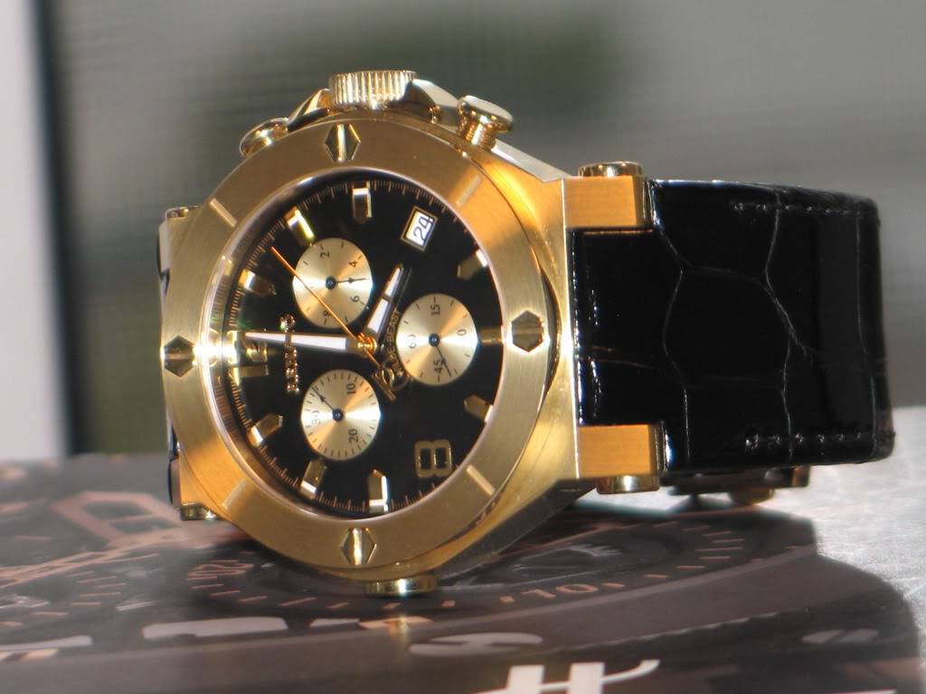 Watch-U-Wearing 11/12/11 J171845-RenatoGold-toneWilde-BeastStainlessSteelChronographWatch4