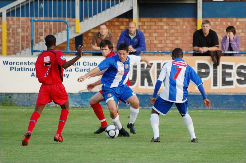 Worcester City FC vs Basingstoke Town FC Basingstoke170809002