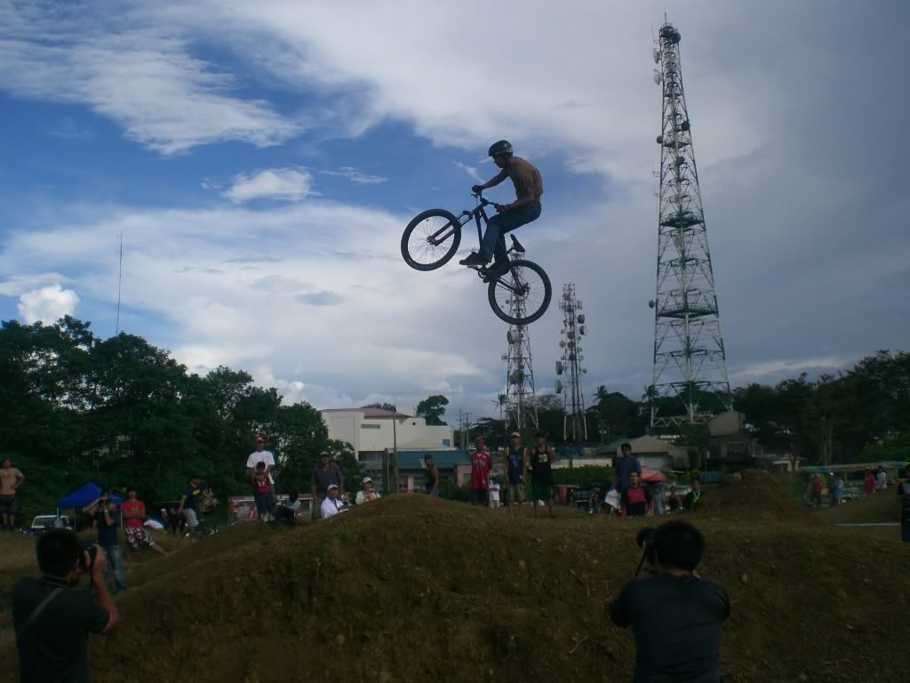 Trancend TAgaytay Extreme. DirtJump Pics CIMG8455