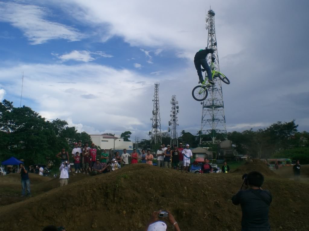 Trancend TAgaytay Extreme. DirtJump Pics CIMG8458