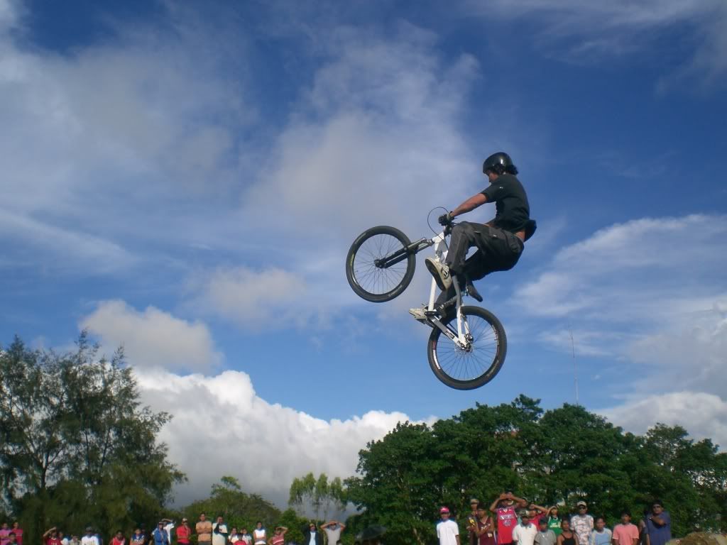 Trancend TAgaytay Extreme. DirtJump Pics CIMG8468