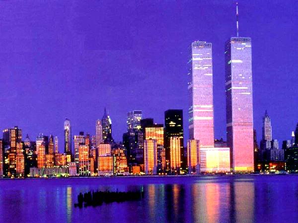 LENSA: Tragedi Menara Kembar World Trade Center. Sebuah Konspirasi? - Page 6 01-wtc-before-01-600