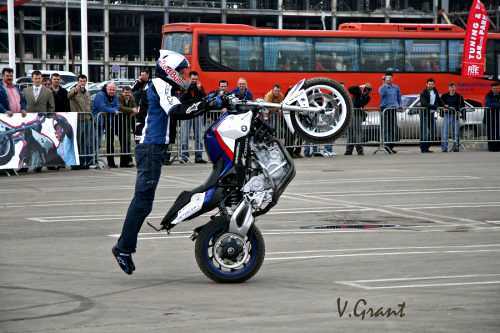 SPORT: FreeStyle MotoBike Stunts Bike-stunts-06