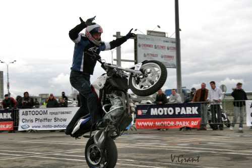 SPORT: FreeStyle MotoBike Stunts Bike-stunts-10