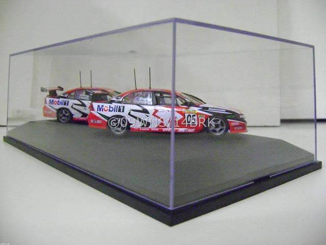 1:43 2004 Bathurst HRT Twin Set 009